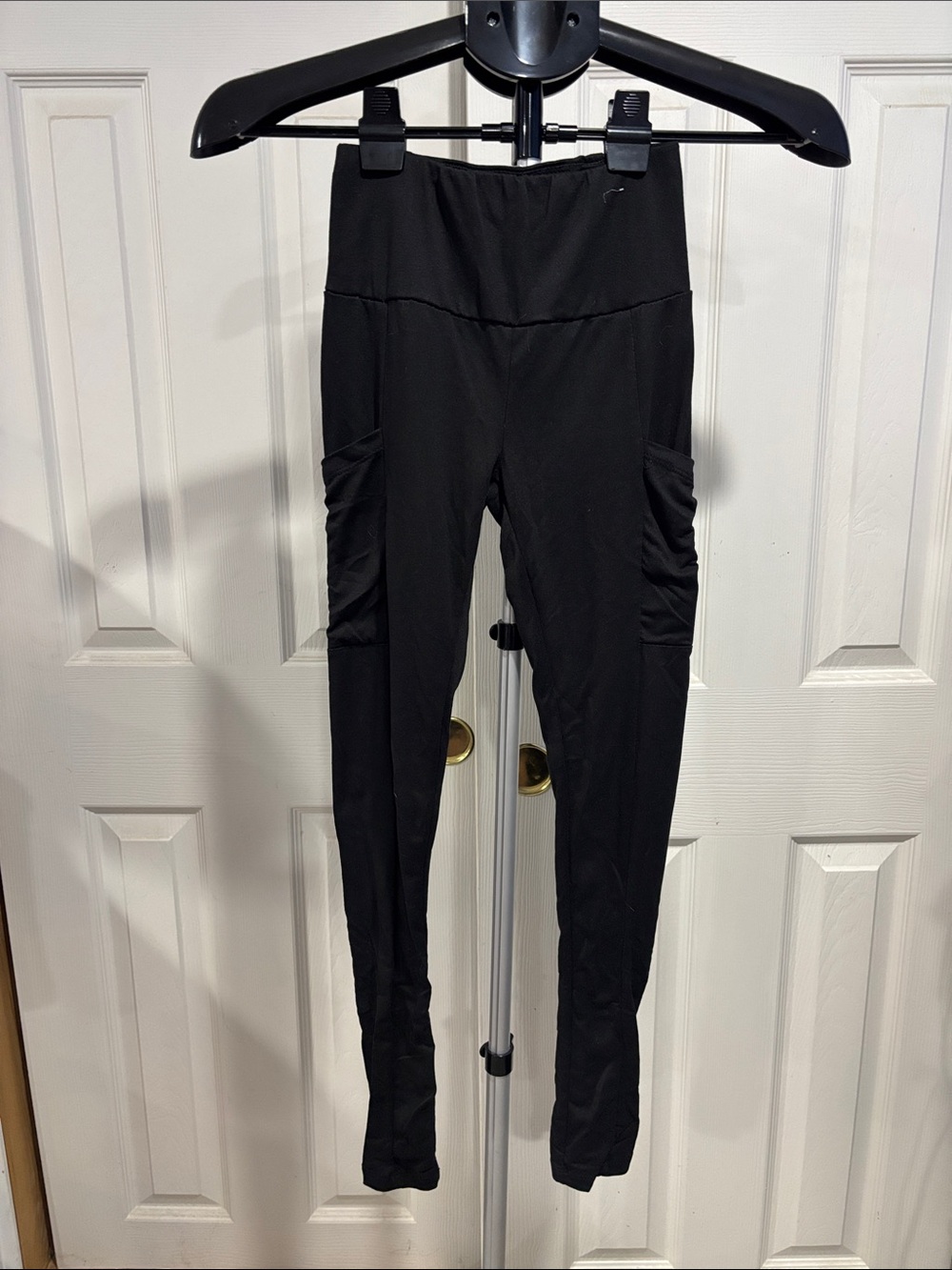 Rue21 Black High-Waist Leggings with Side Ruched Pockets